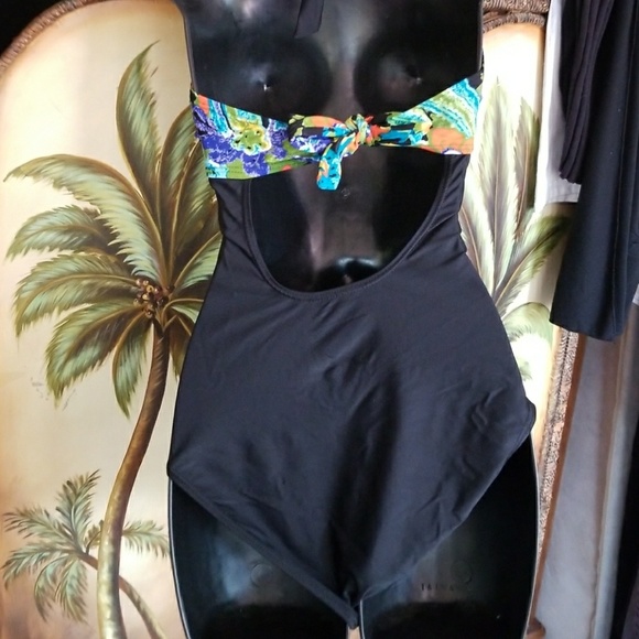 This item free..1 free in bundle of$10, 2 free $20 - Picture 5 of 7